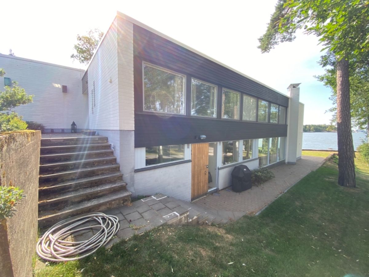 As Oy Armas Lindgrenin tie 17